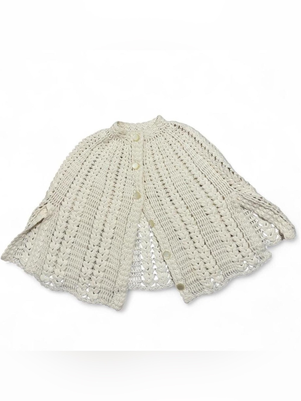 Vintage Crème Knit Poncho, OSFM, Cottagecore, Chunky Knit